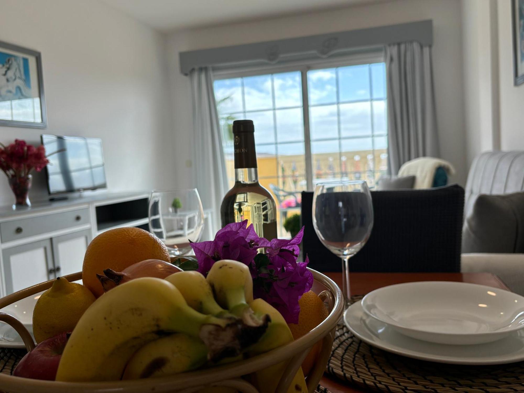Happy Granada Apartment Los Cristianos  Bagian luar foto