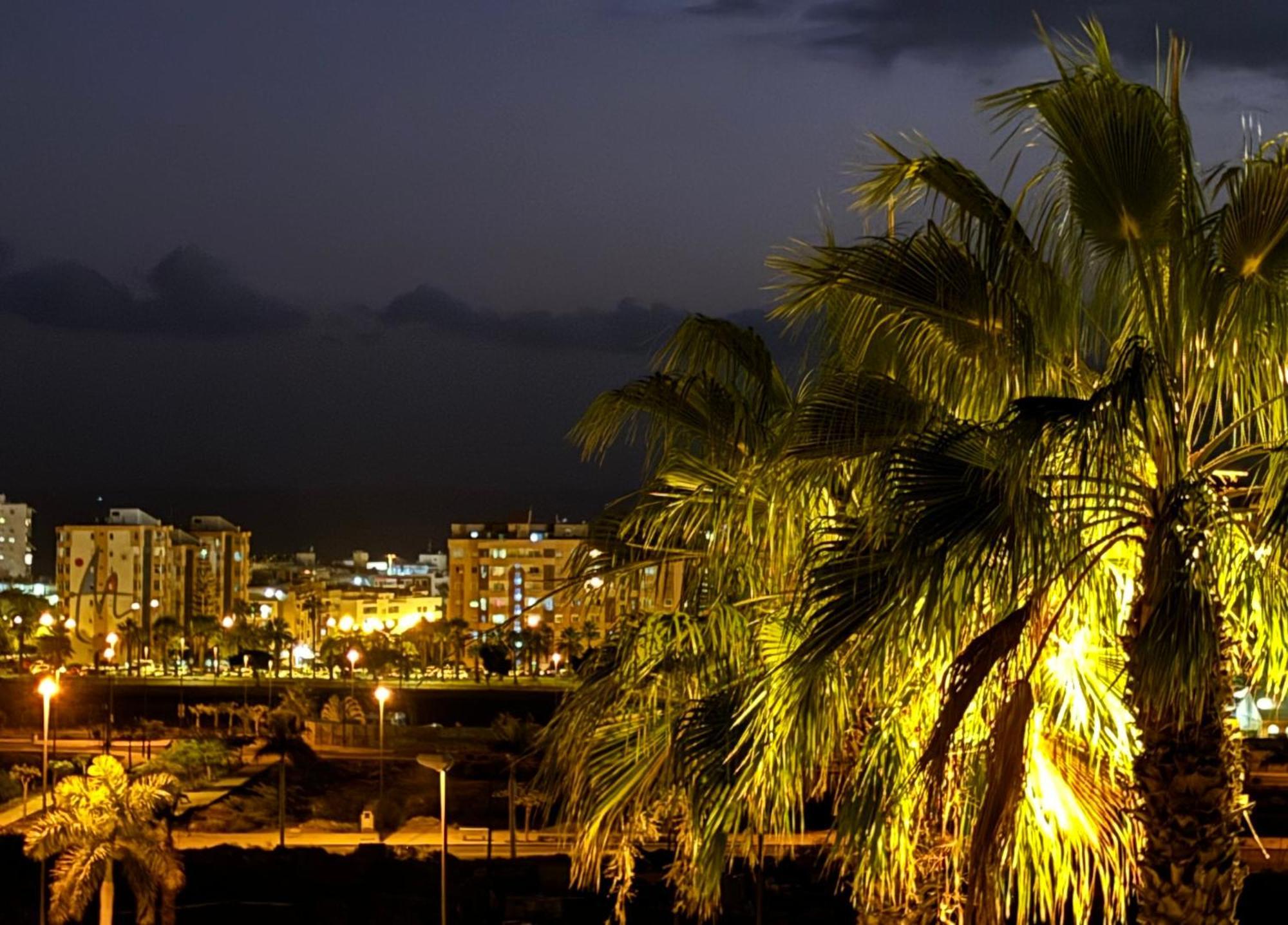 Happy Granada Apartment Los Cristianos  Bagian luar foto